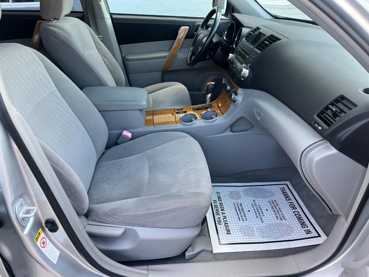 Toyota Highlander Hybrid 4WD 2010