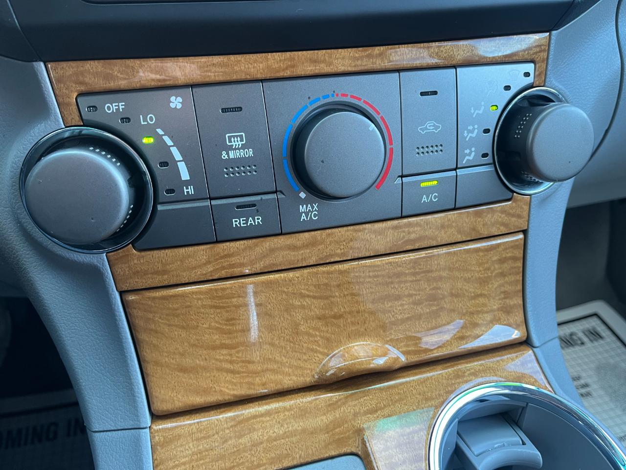 Toyota Highlander Hybrid 4WD 2010