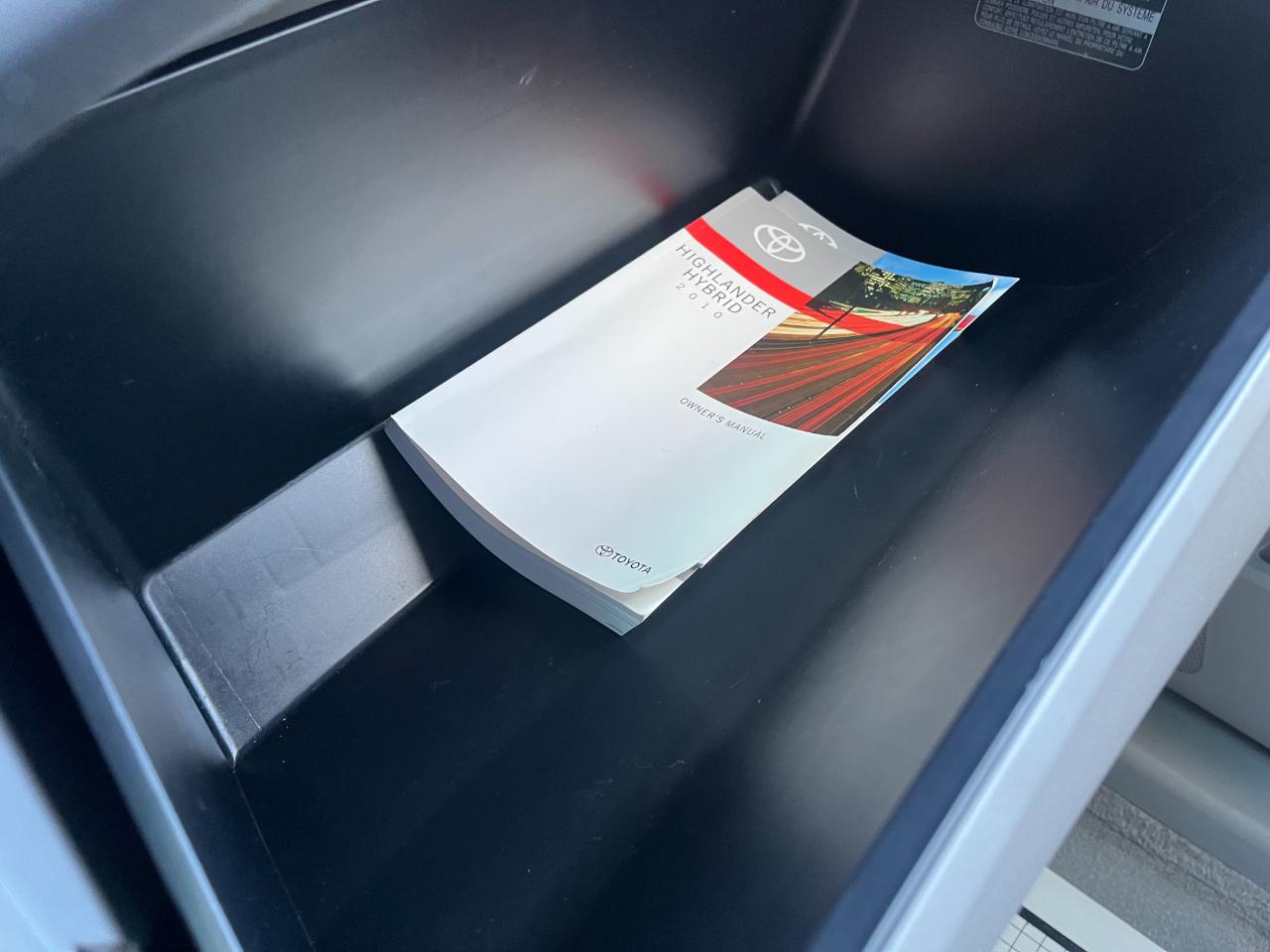 Toyota Highlander Hybrid 4WD 2010