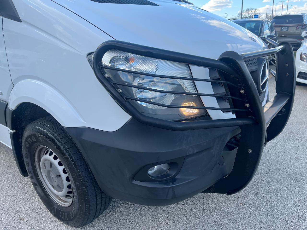 Mercedes-Benz Sprinter 2500 144-in. WB 2015