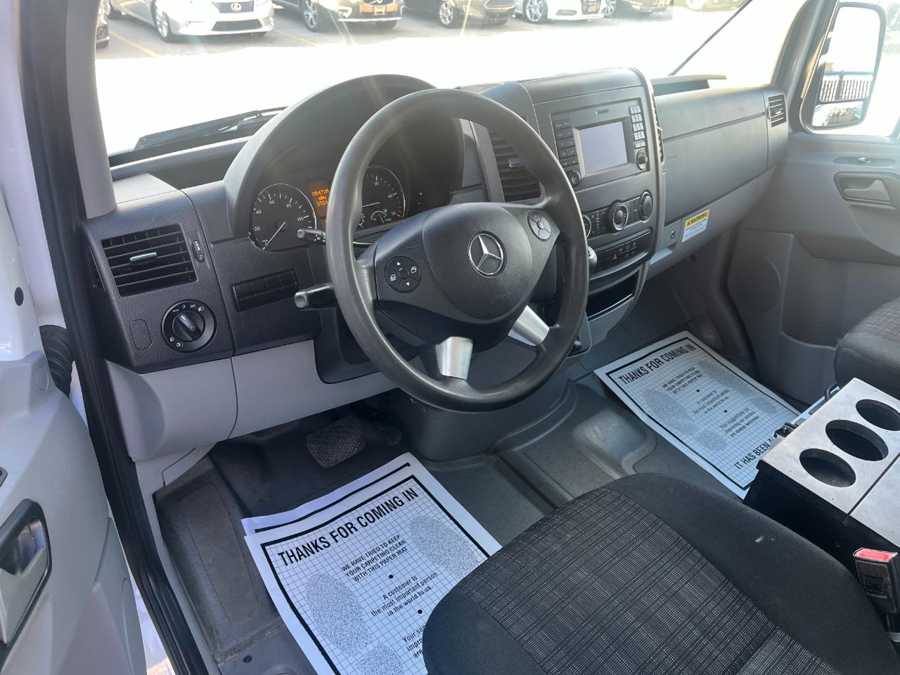 Mercedes-Benz Sprinter 2500 144-in. WB 2015