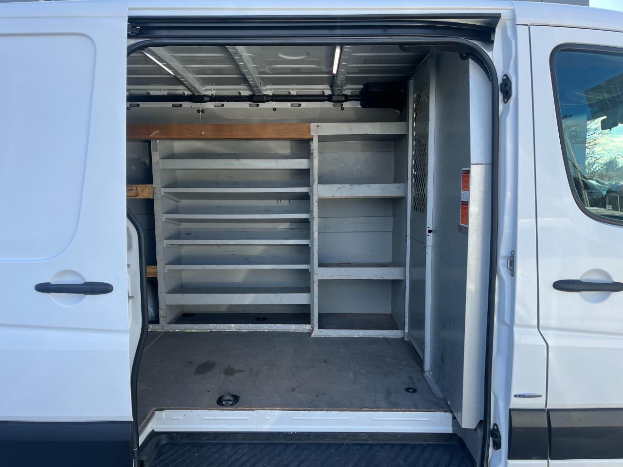 Mercedes-Benz Sprinter 2500 144-in. WB 2015