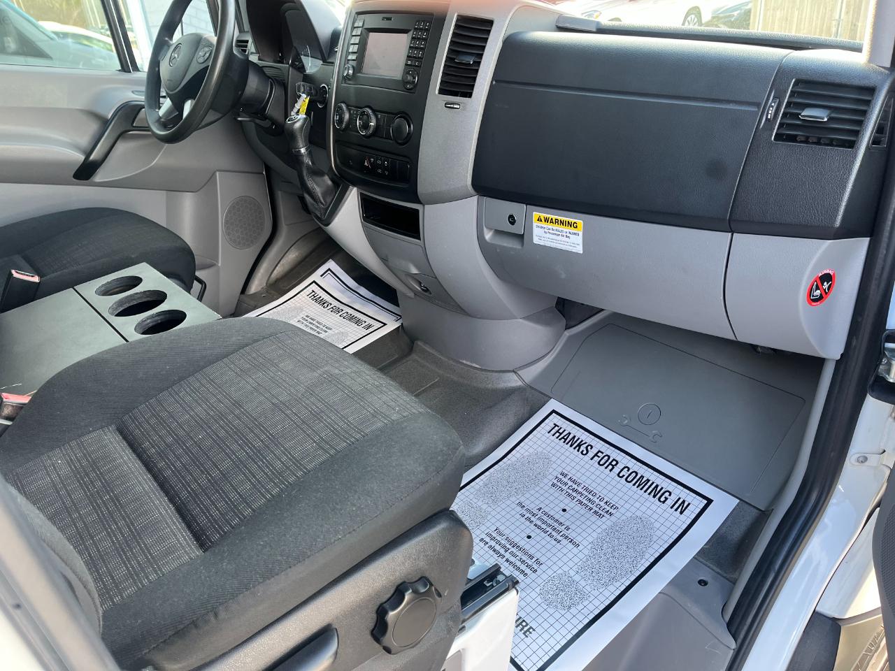 Mercedes-Benz Sprinter 2500 144-in. WB 2015