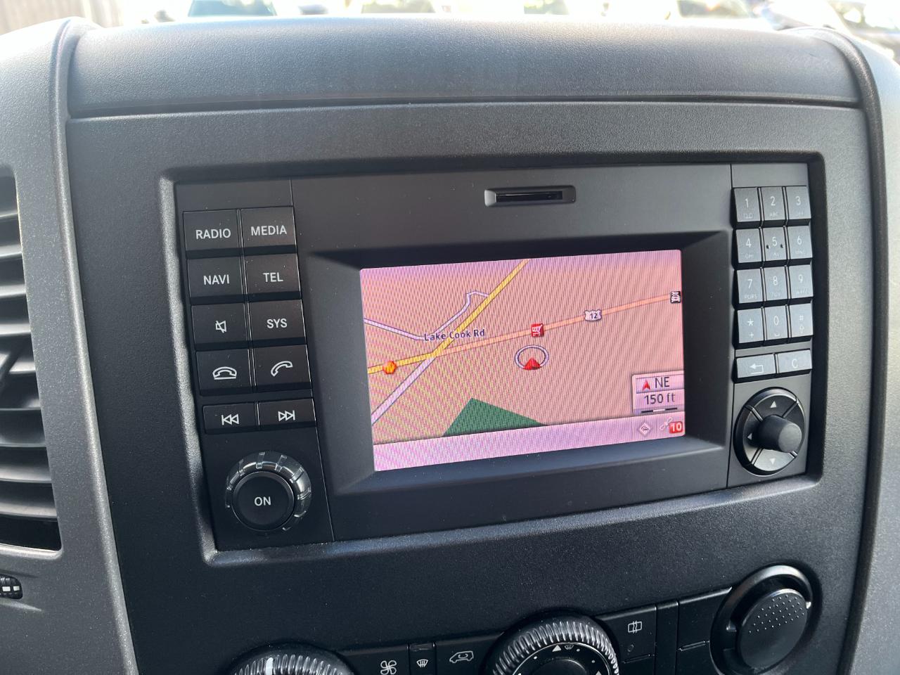 Mercedes-Benz Sprinter 2500 144-in. WB 2015