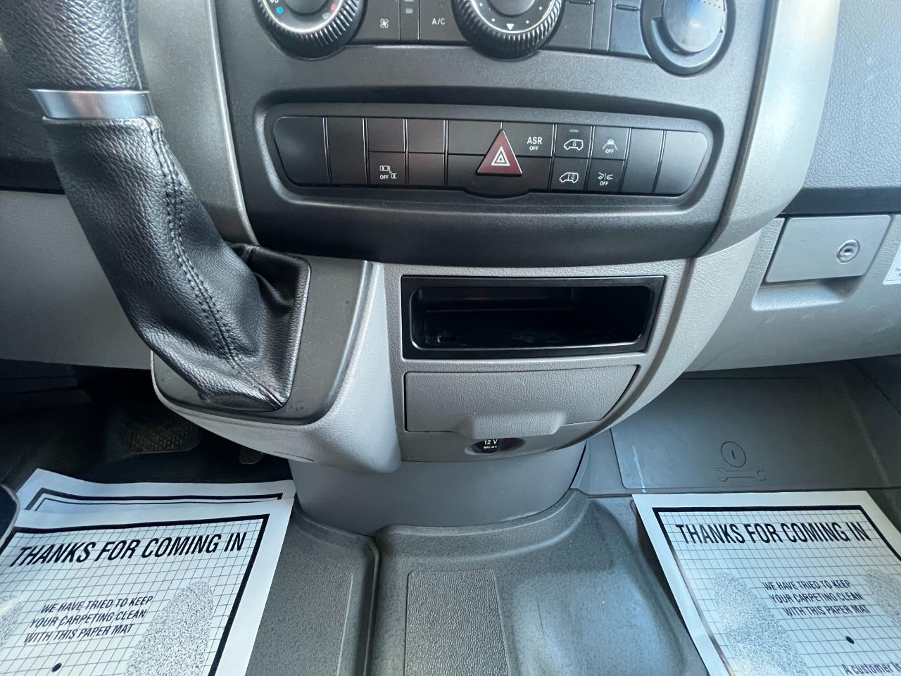 Mercedes-Benz Sprinter 2500 144-in. WB 2015