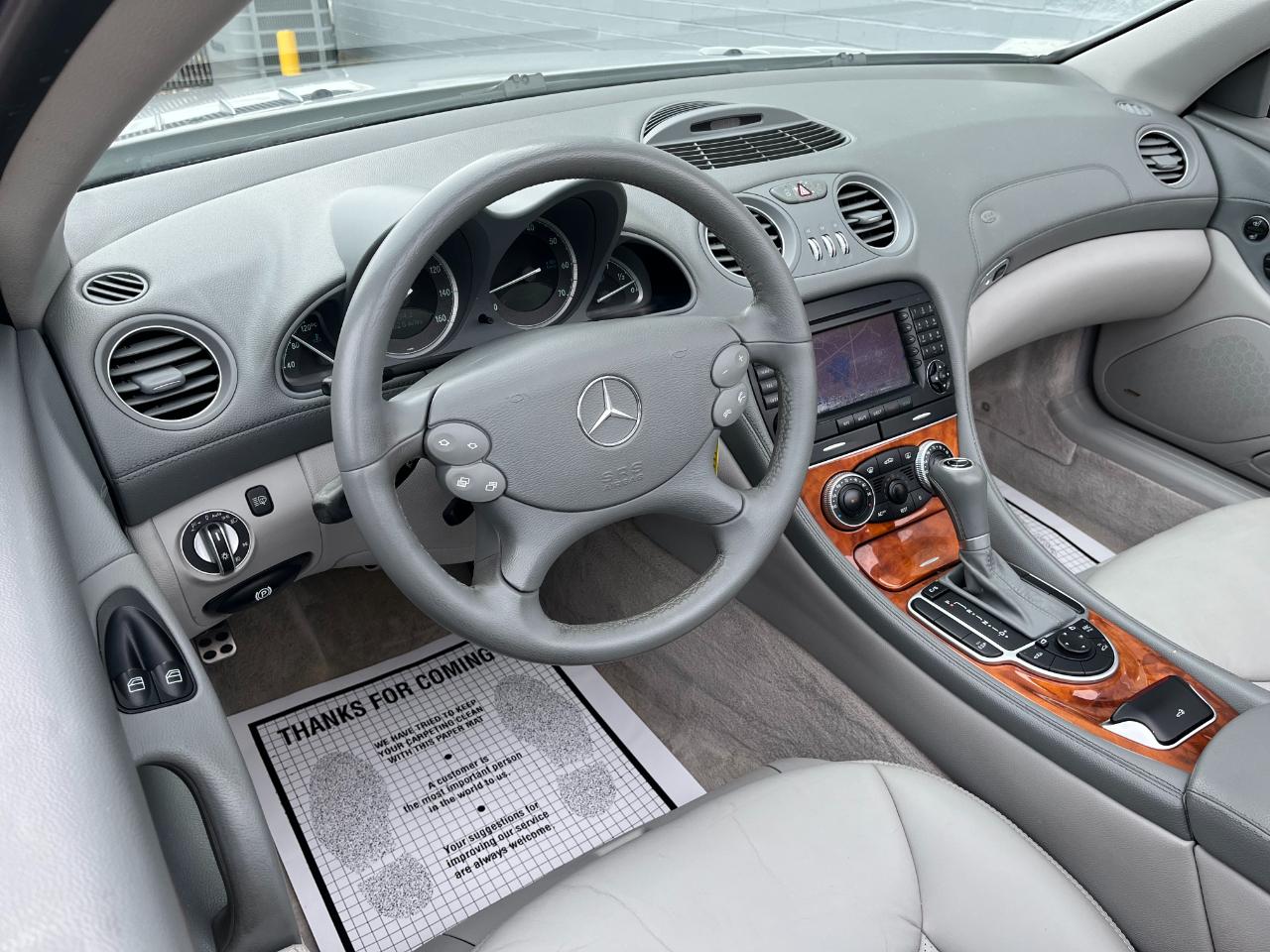 Mercedes-Benz SL-Class SL500 2005