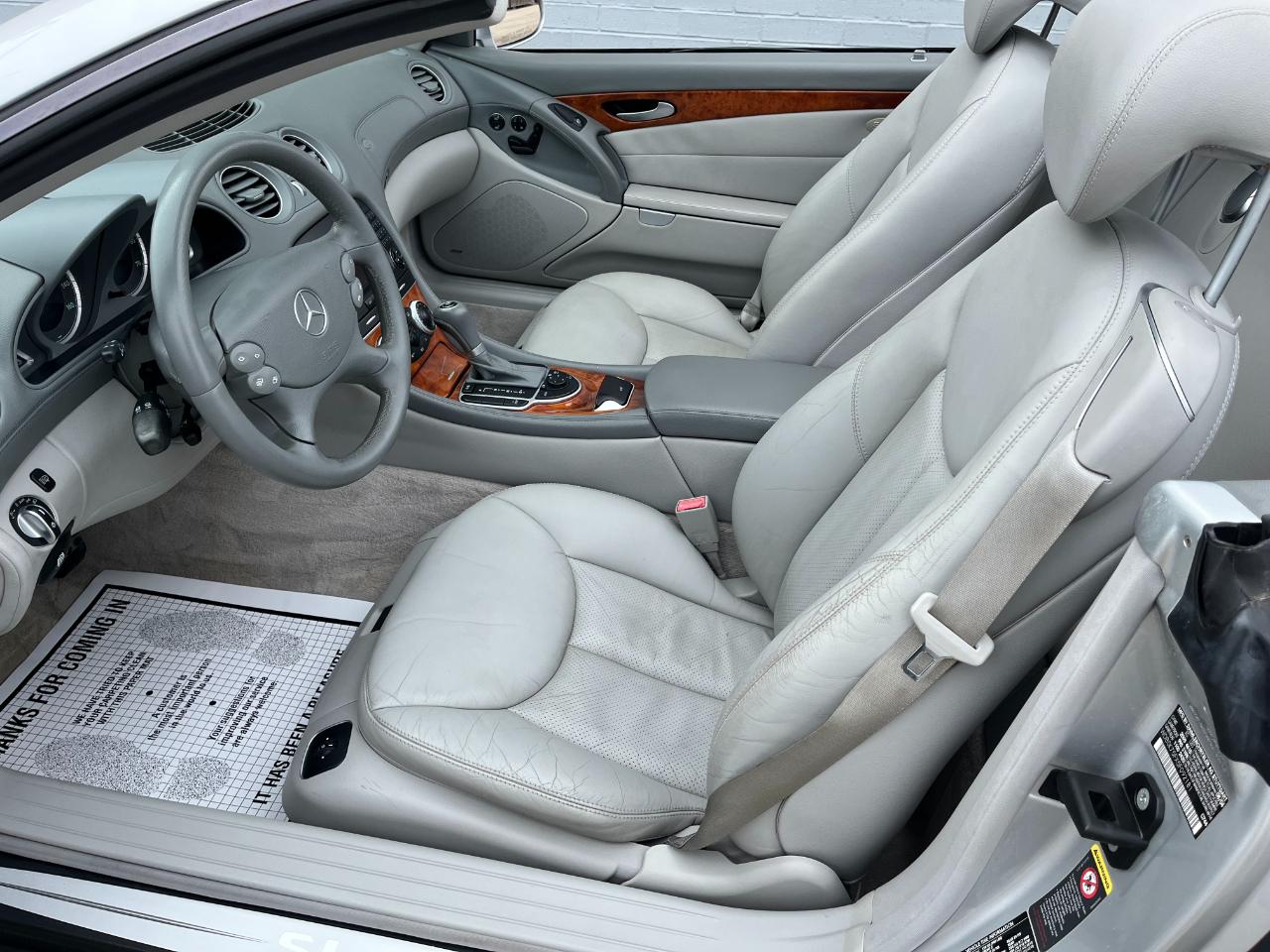 Mercedes-Benz SL-Class SL500 2005