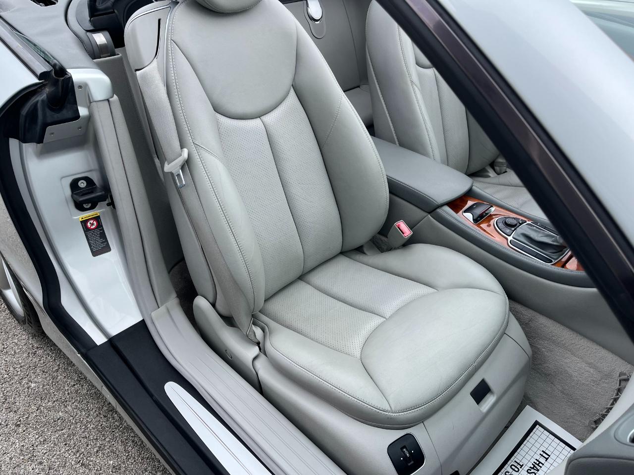 Mercedes-Benz SL-Class SL500 2005