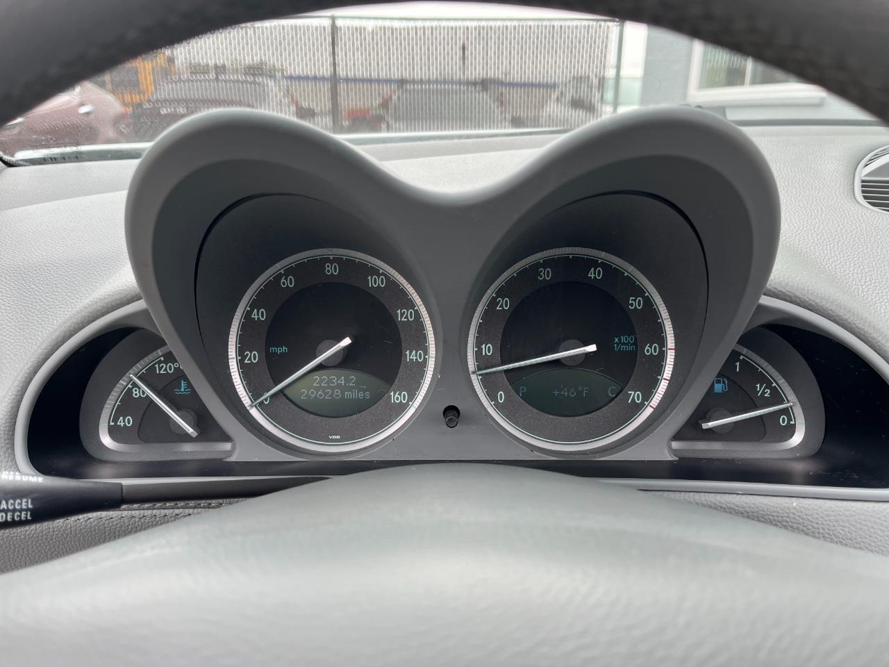 Mercedes-Benz SL-Class SL500 2005