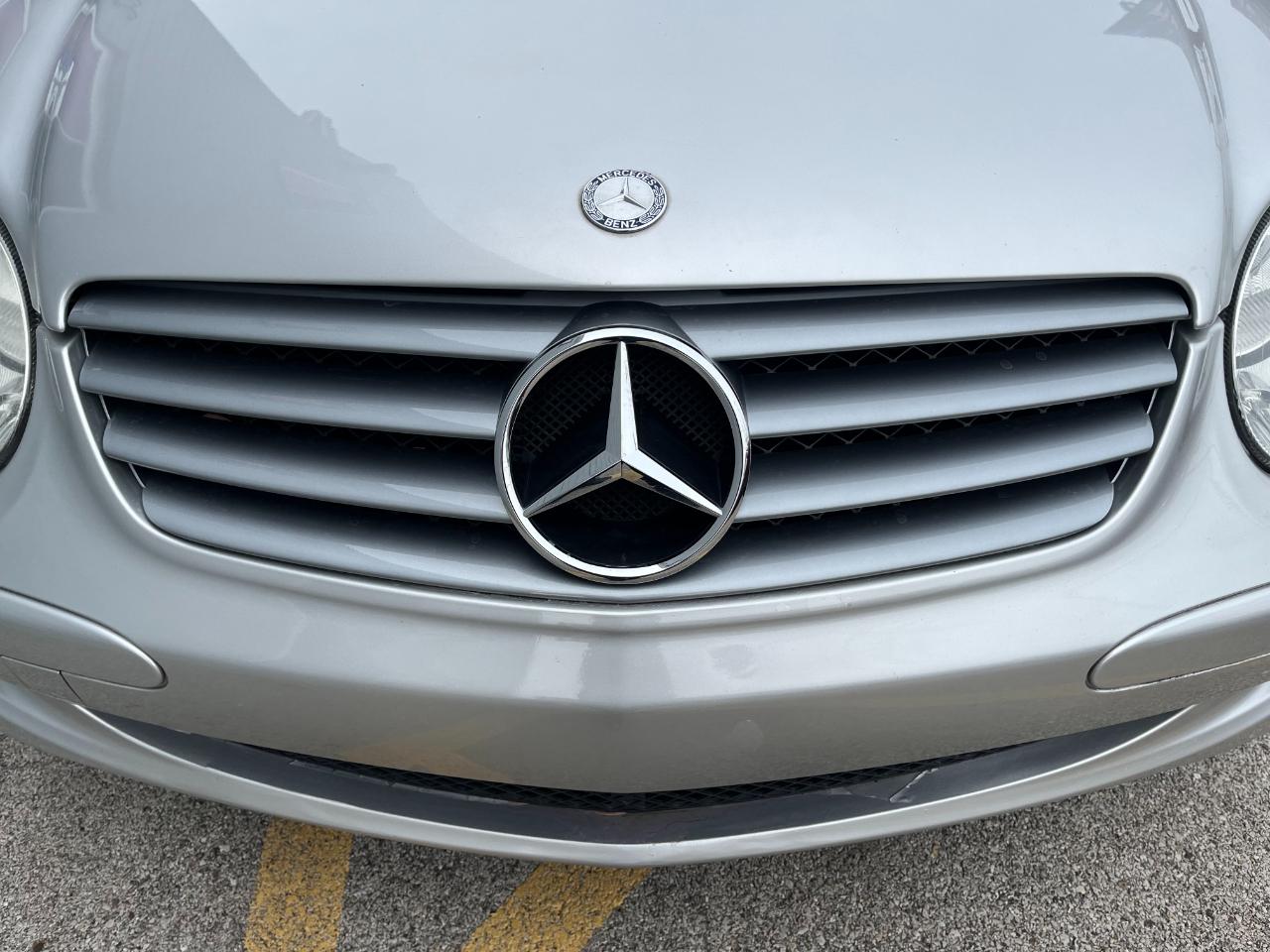 Mercedes-Benz SL-Class SL500 2005