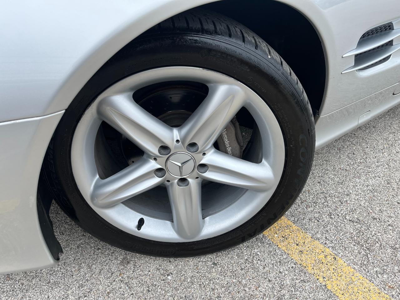 Mercedes-Benz SL-Class SL500 2005