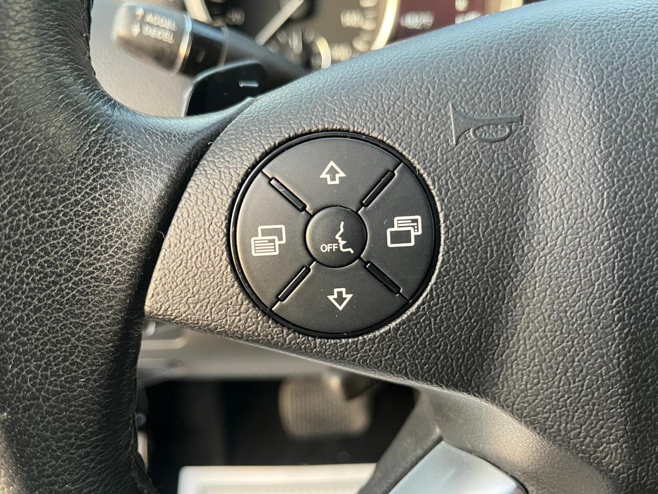 Mercedes-Benz GL-Class GL320 BlueTEC 2009