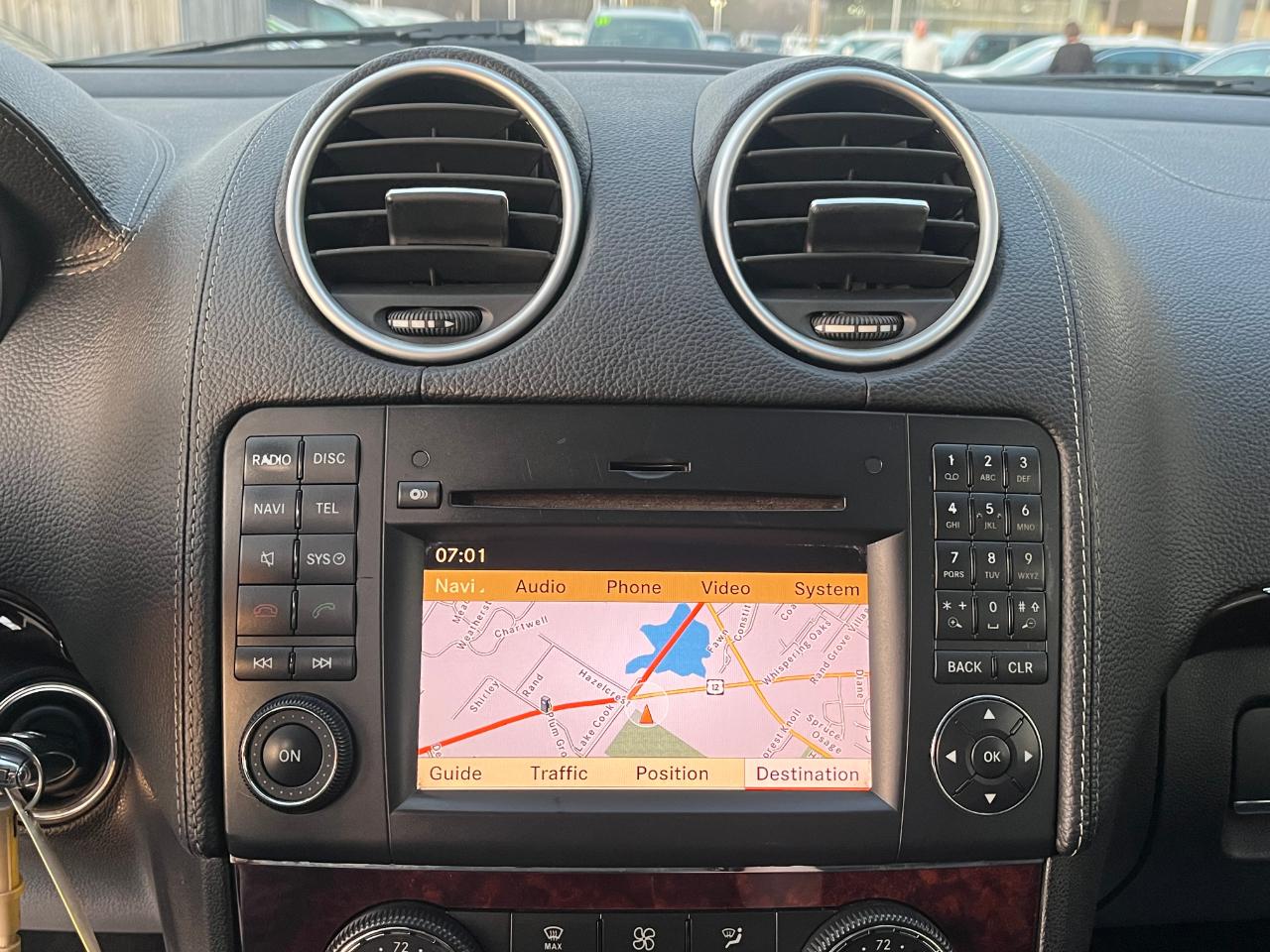 Mercedes-Benz GL-Class GL320 BlueTEC 2009