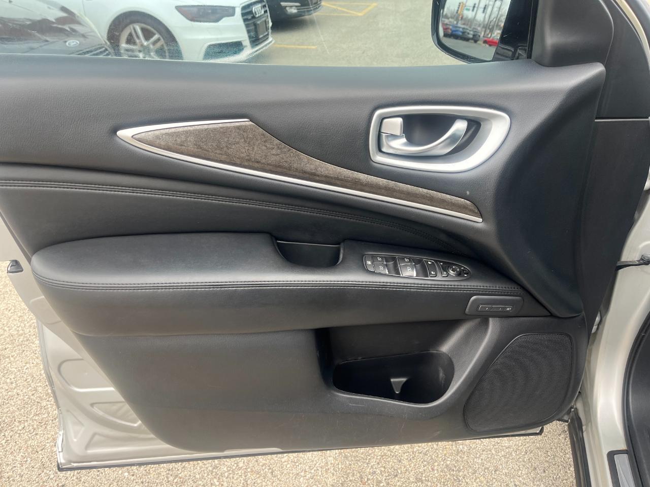 Infiniti QX60 Base AWD 2014