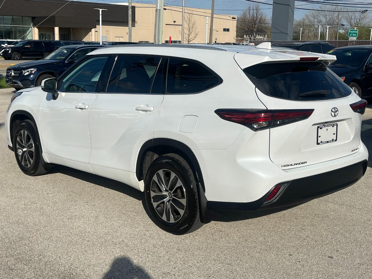 Toyota Highlander XLE AWD V6 2022