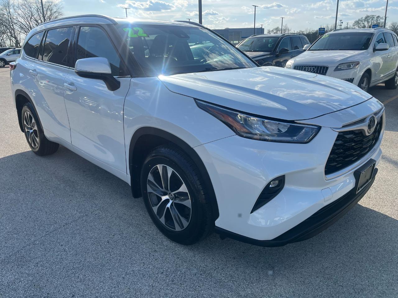 Toyota Highlander XLE AWD V6 2022