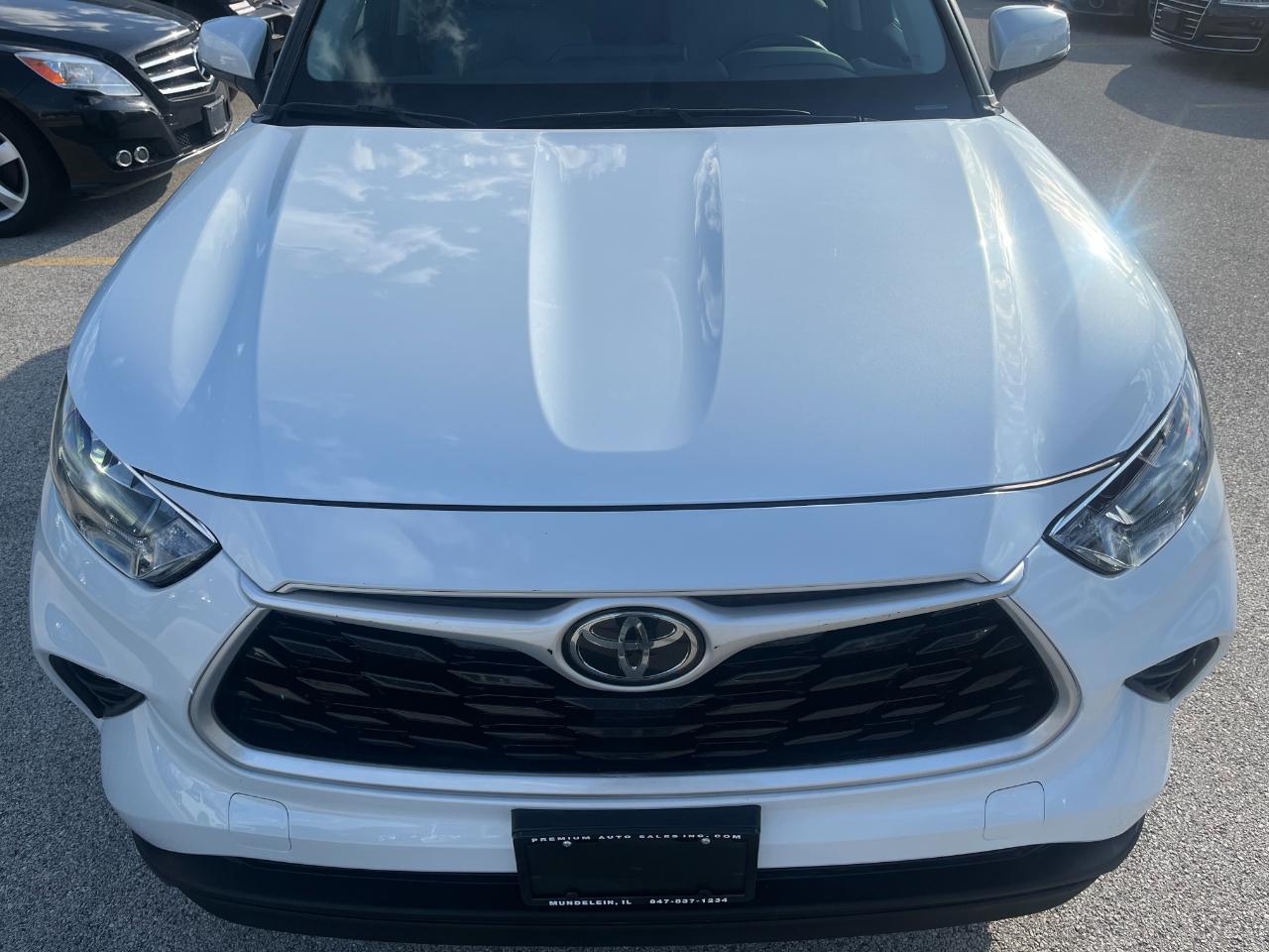 Toyota Highlander XLE AWD V6 2022