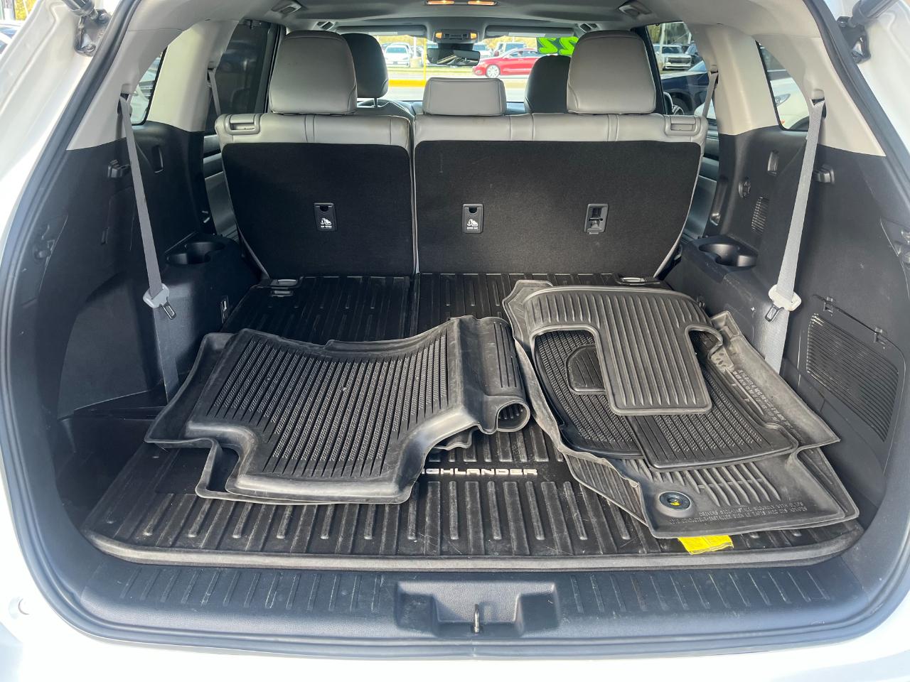 Toyota Highlander XLE AWD V6 2022