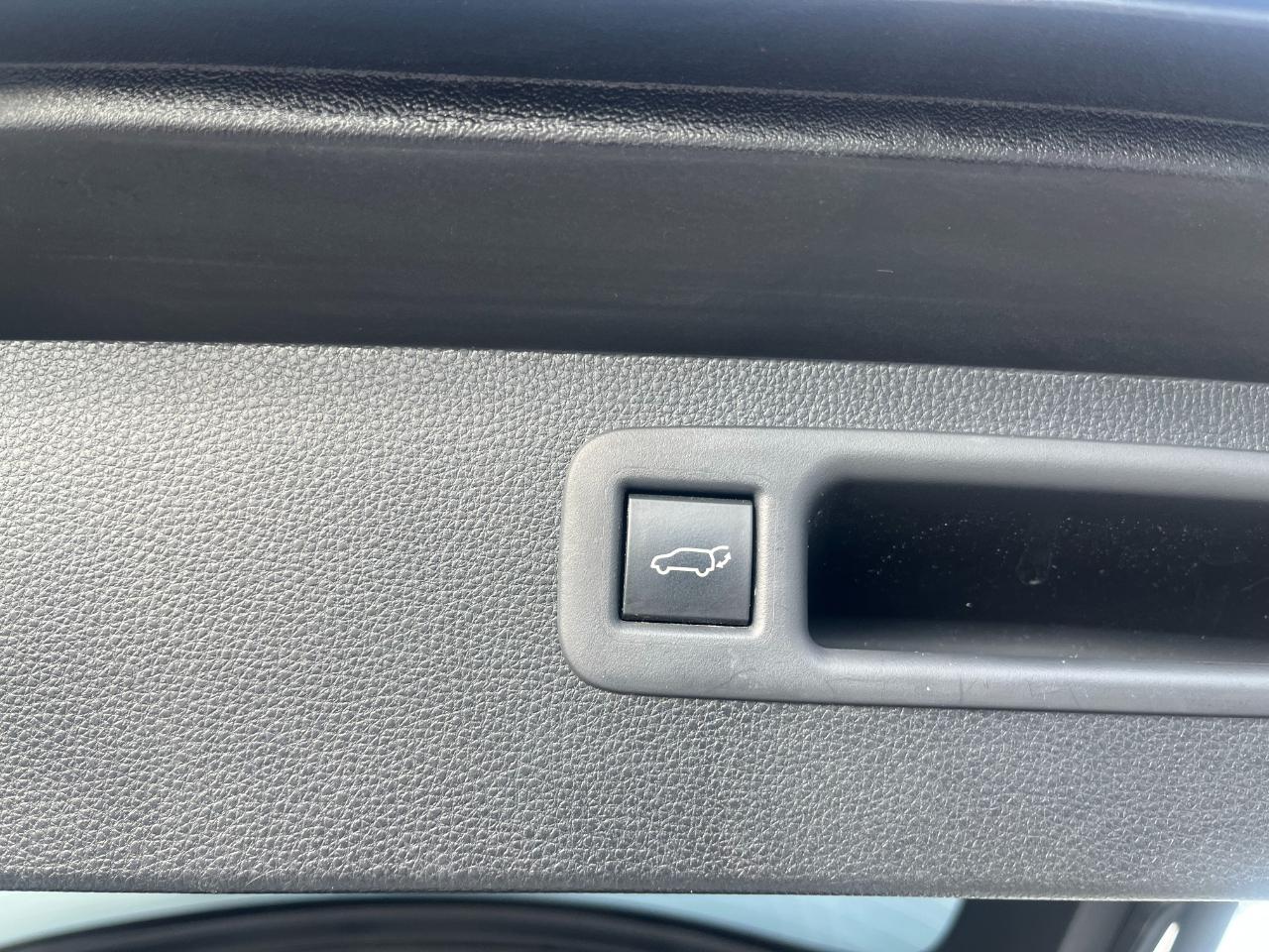 Toyota Highlander XLE AWD V6 2022