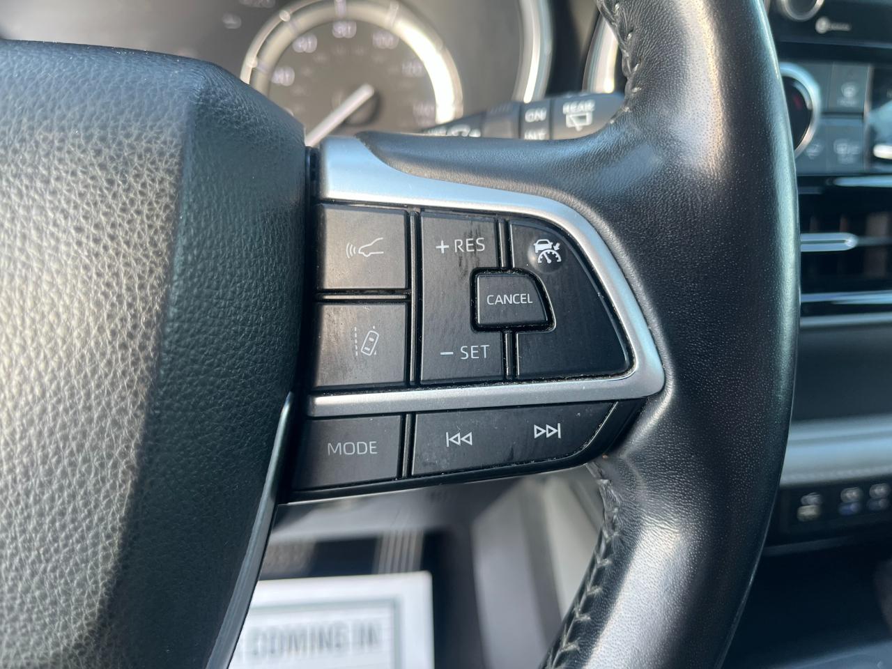 Toyota Highlander XLE AWD V6 2022