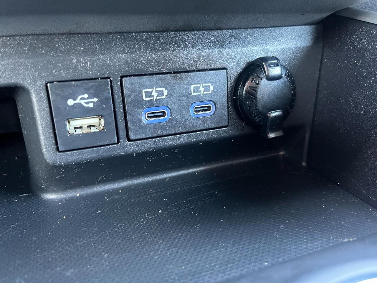 Toyota Highlander XLE AWD V6 2022