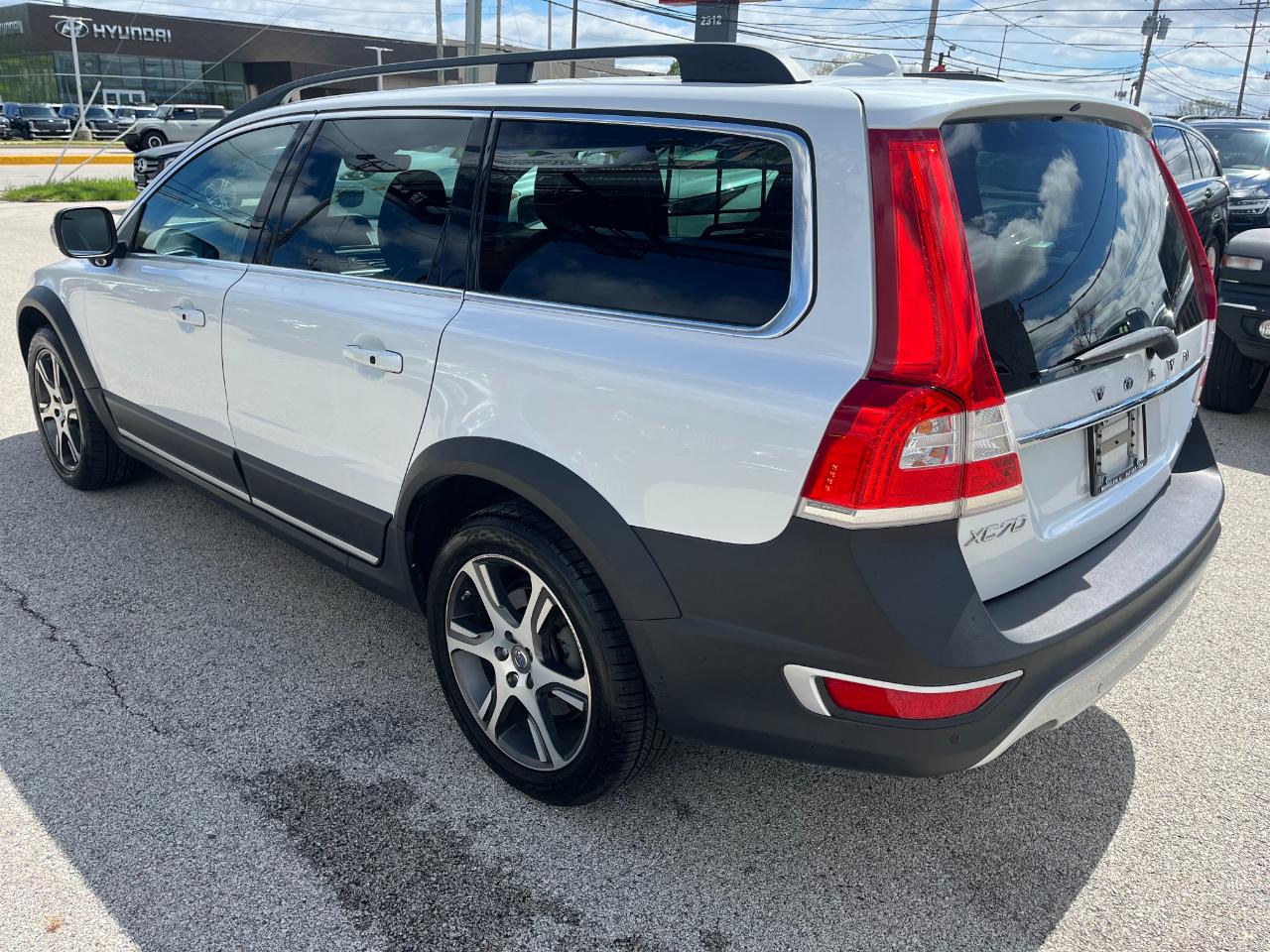 Volvo XC70 2015.5 AWD 4dr Wgn T6 2015