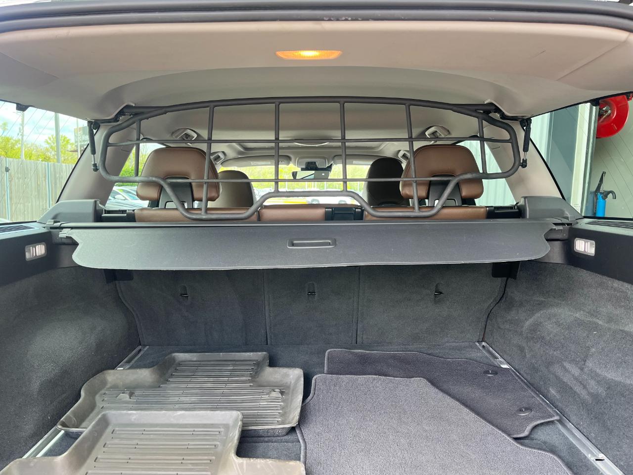 Volvo XC70 2015.5 AWD 4dr Wgn T6 2015