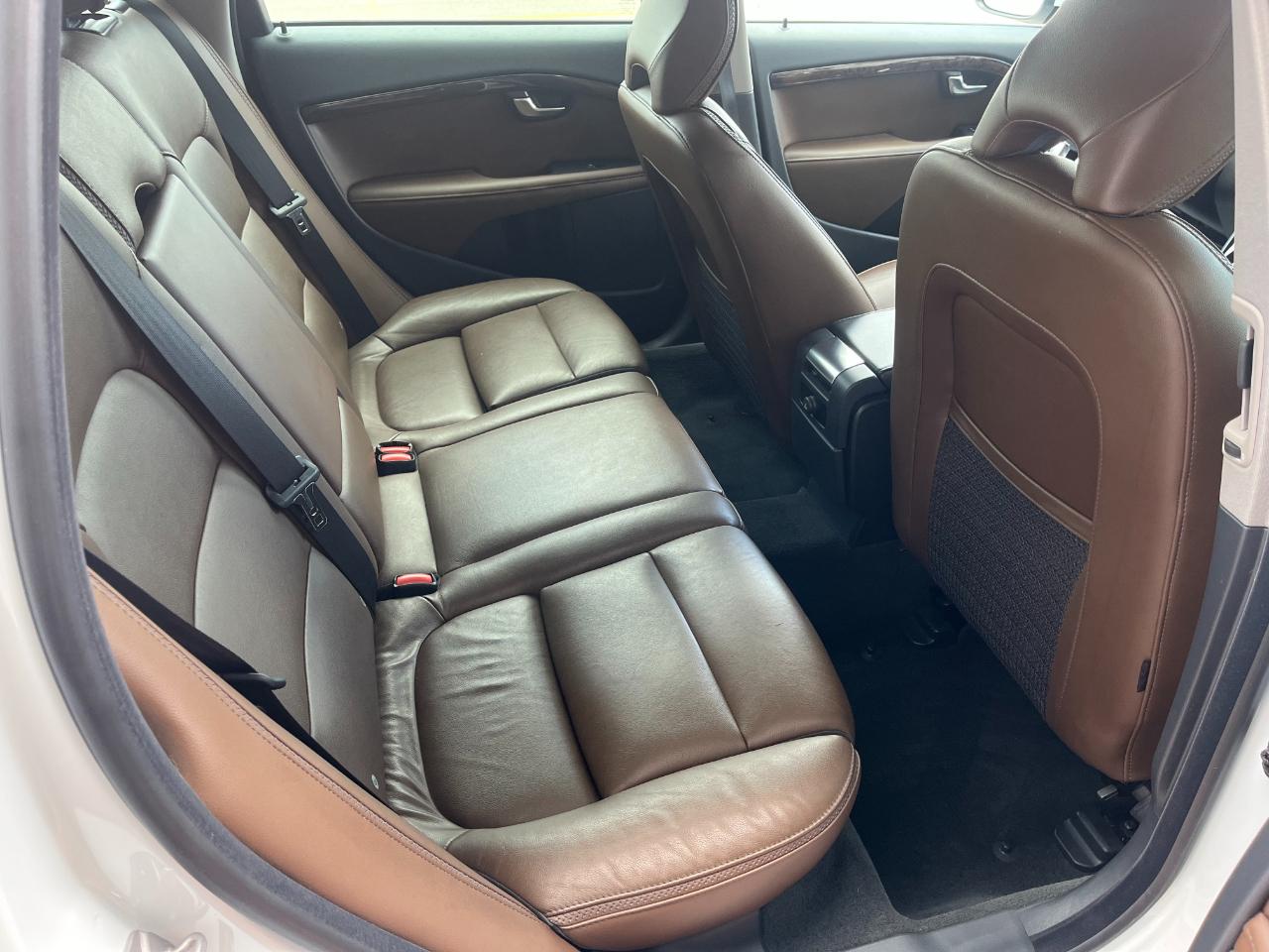 Volvo XC70 2015.5 AWD 4dr Wgn T6 2015