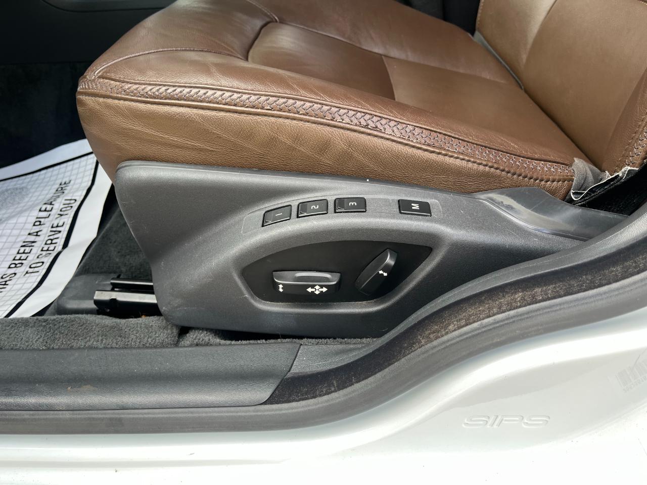 Volvo XC70 2015.5 AWD 4dr Wgn T6 2015