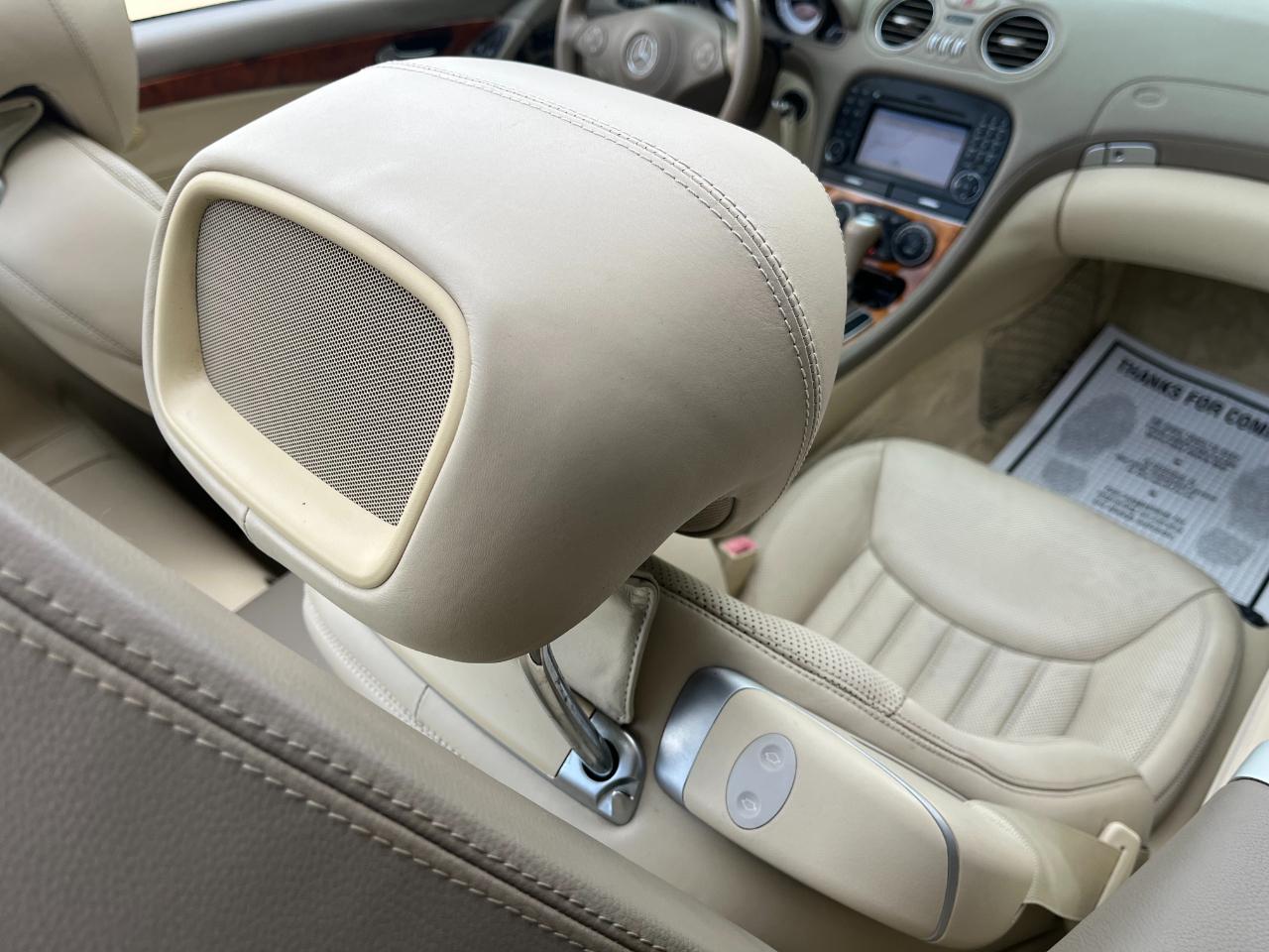 Mercedes-Benz SL-Class SL550 2009