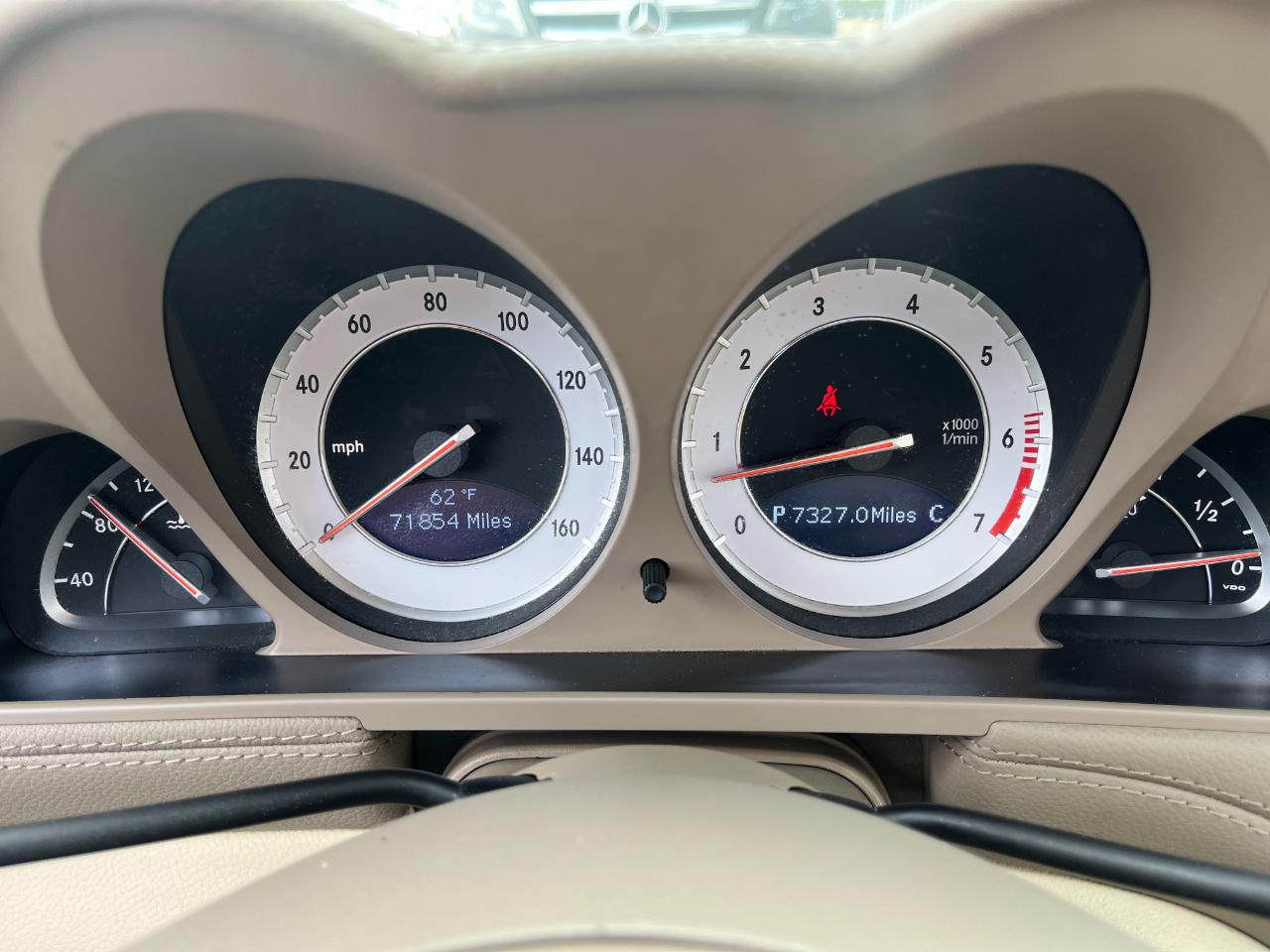 Mercedes-Benz SL-Class SL550 2009