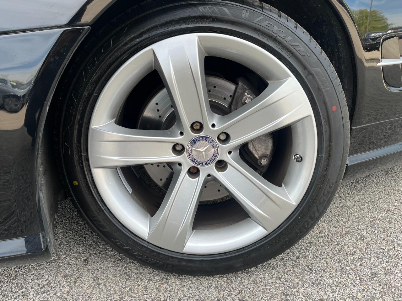 Mercedes-Benz SL-Class SL550 2009