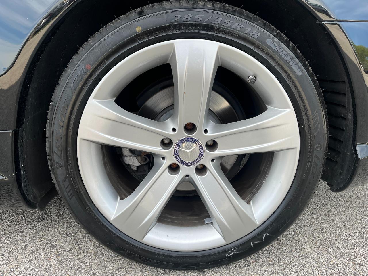 Mercedes-Benz SL-Class SL550 2009
