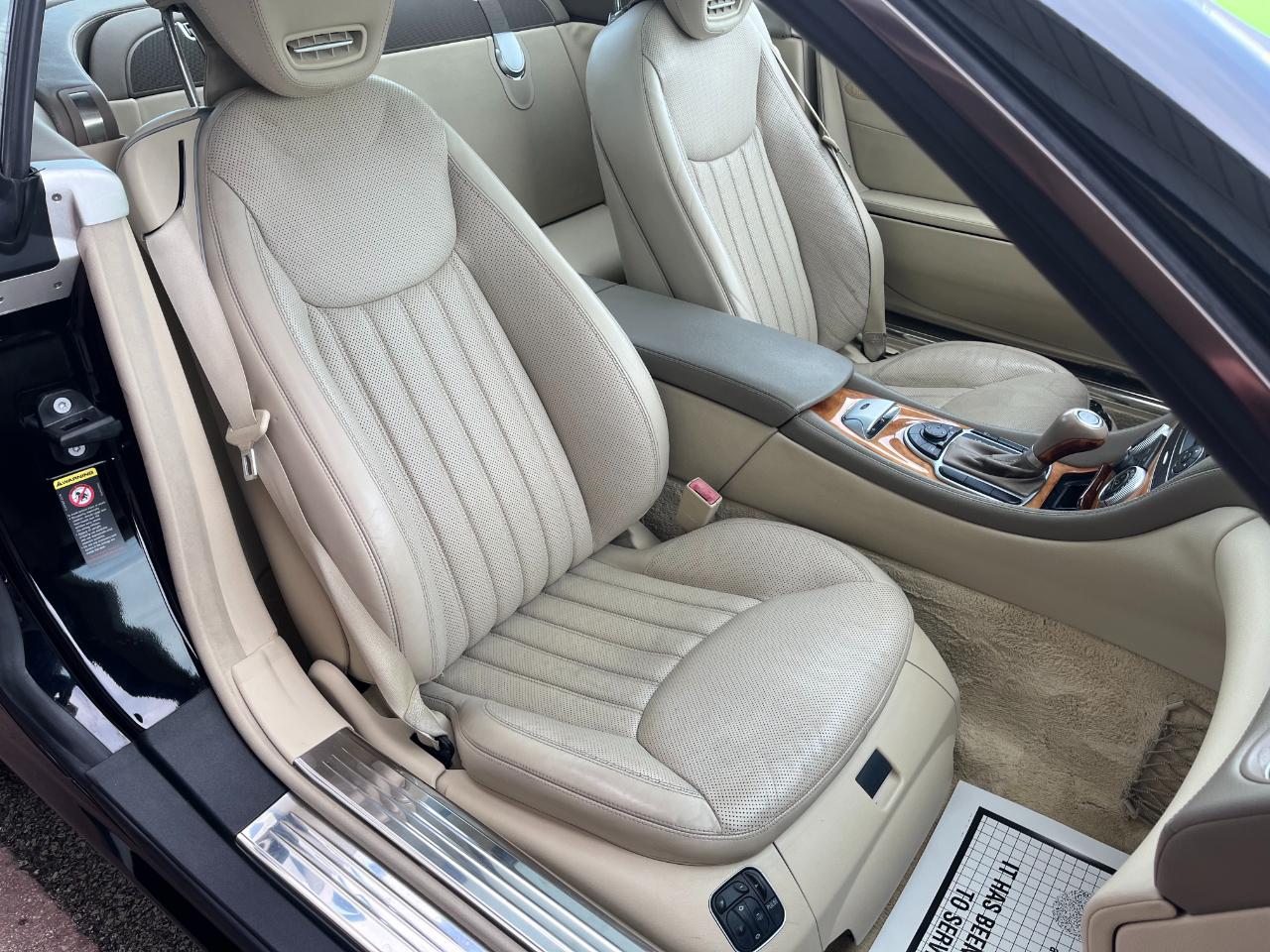 Mercedes-Benz SL-Class SL550 2009