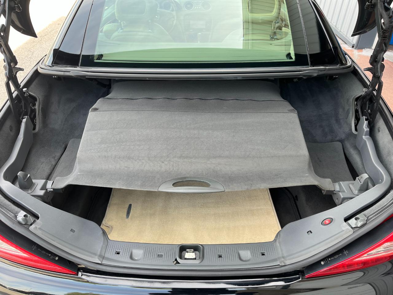 Mercedes-Benz SL-Class SL550 2009