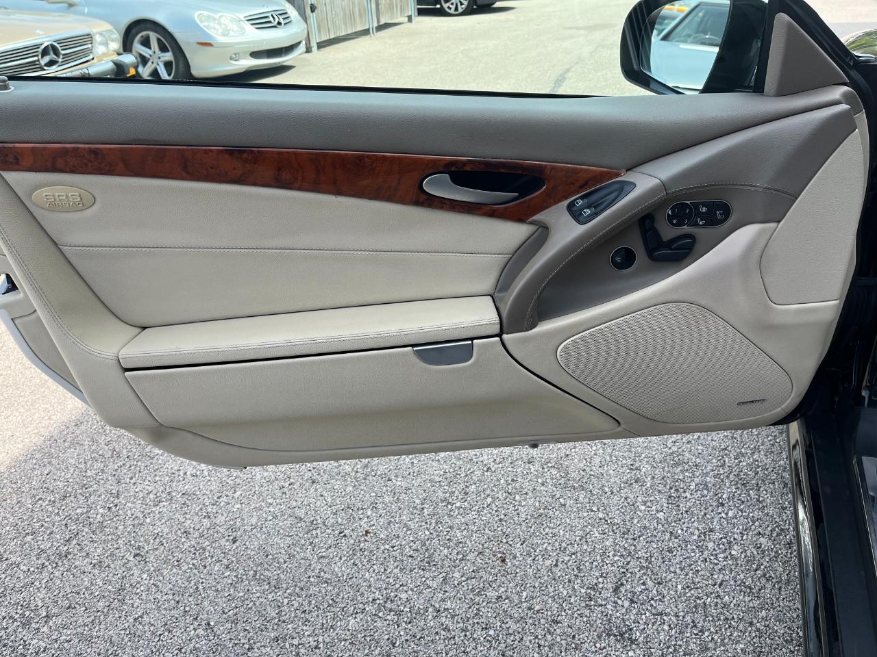 Mercedes-Benz SL-Class SL550 2009