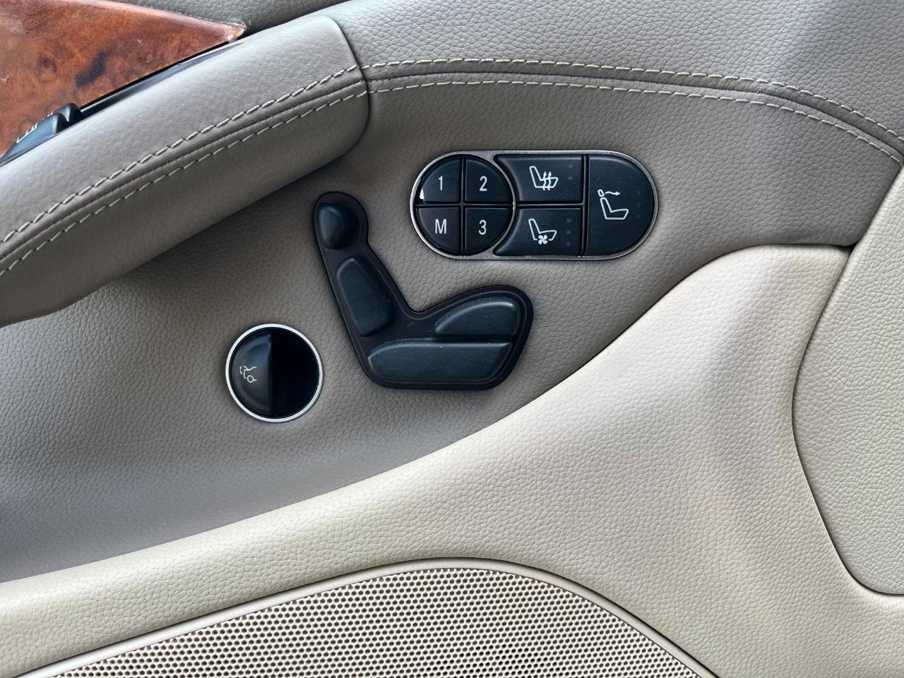 Mercedes-Benz SL-Class SL550 2009