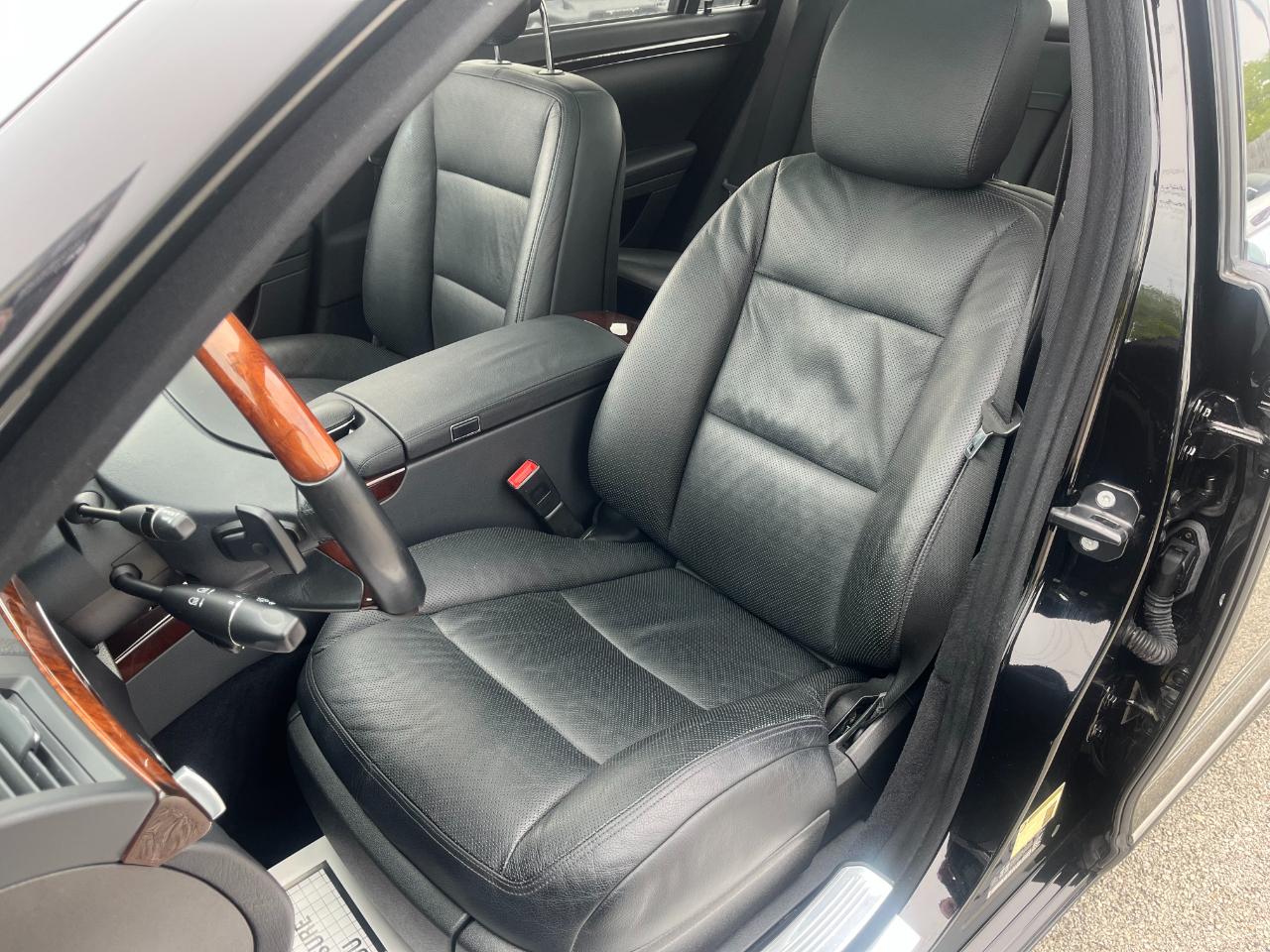 Mercedes-Benz S-Class S550 4-MATIC 2011
