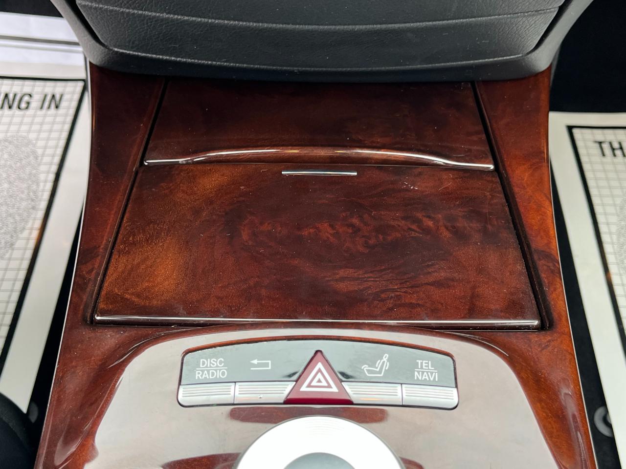 Mercedes-Benz S-Class S550 4-MATIC 2011