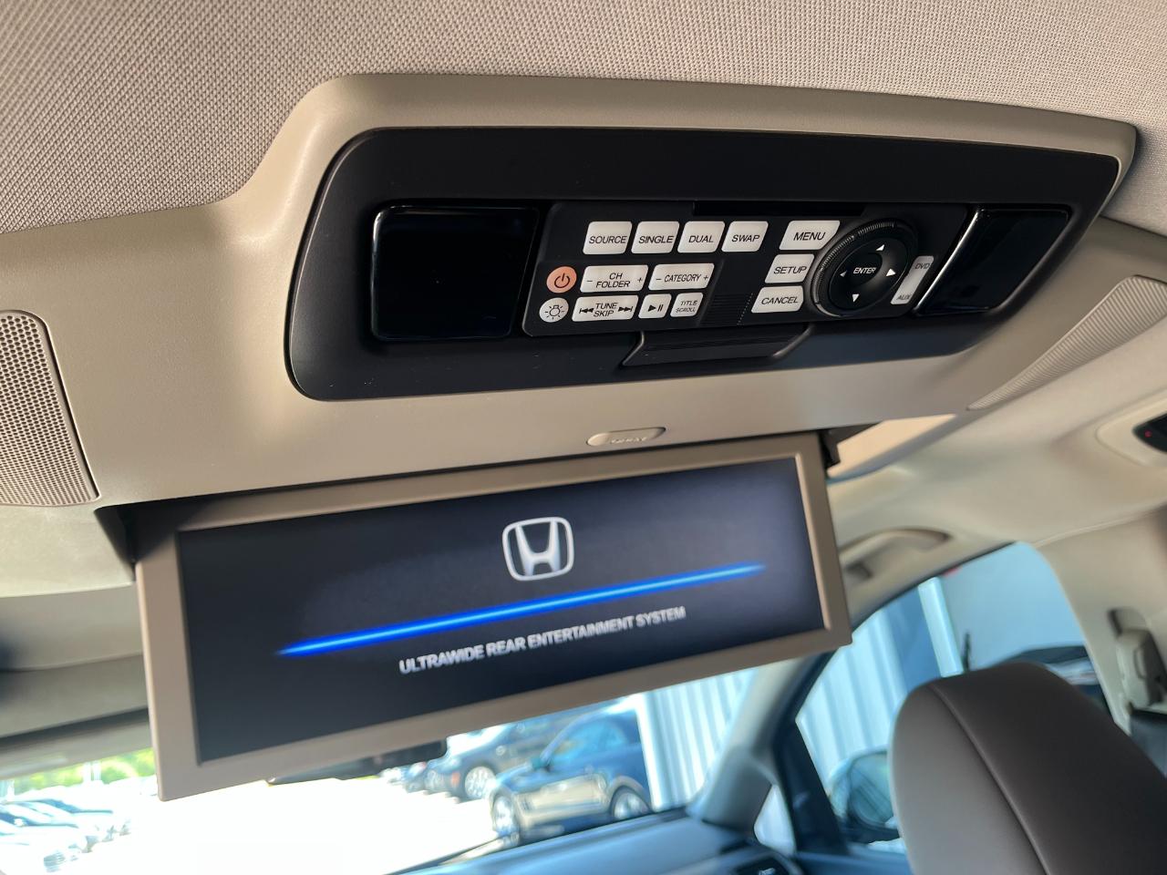 Honda Odyssey Touring Elite 2014