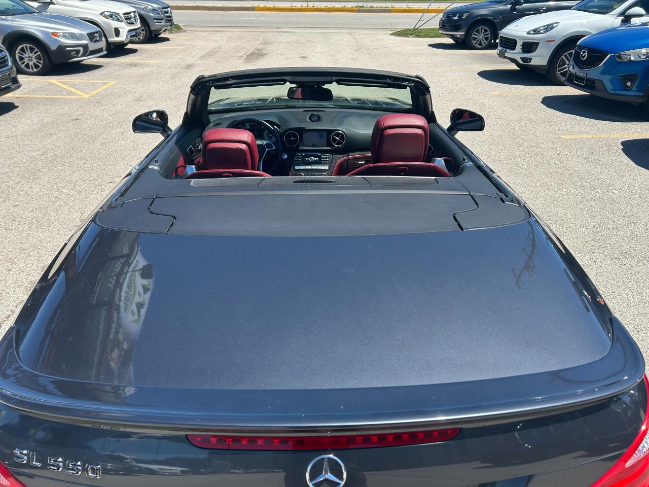 Mercedes-Benz SL-Class SL550R 2013