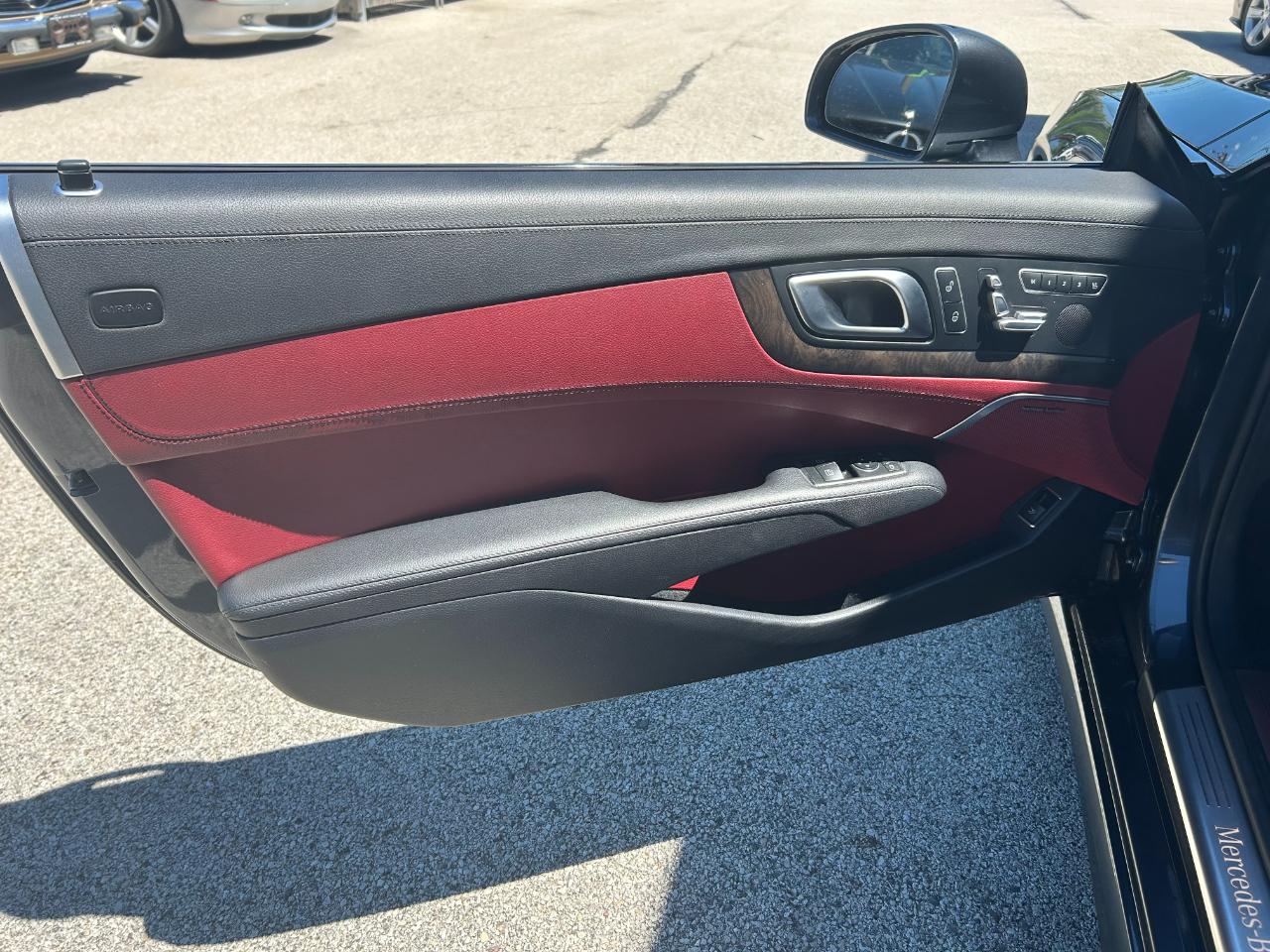 Mercedes-Benz SL-Class SL550R 2013