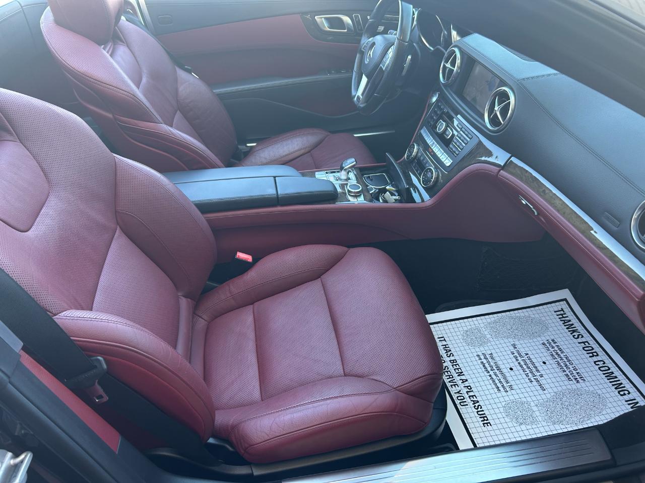 Mercedes-Benz SL-Class SL550R 2013
