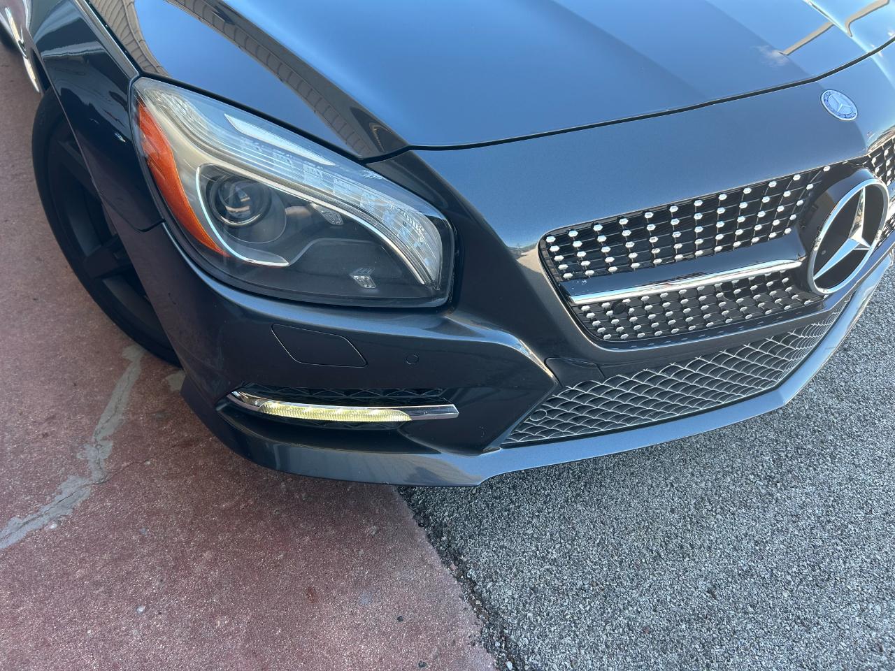 Mercedes-Benz SL-Class SL550R 2013