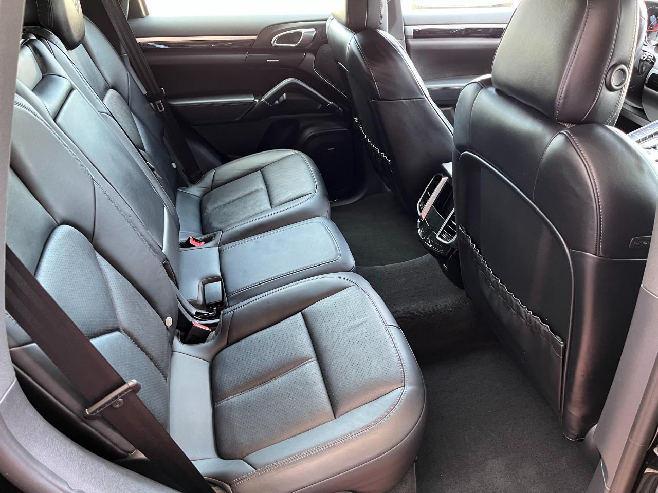 Porsche Cayenne AWD 4dr Diesel Platinum Edition 2014