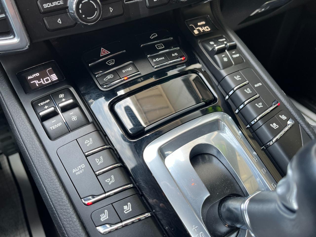 Porsche Cayenne AWD 4dr Diesel Platinum Edition 2014