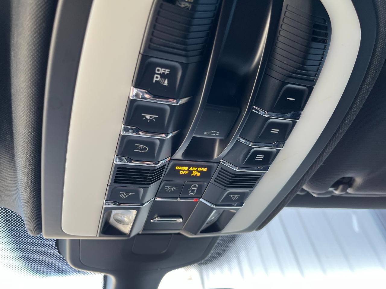 Porsche Cayenne AWD 4dr Diesel Platinum Edition 2014