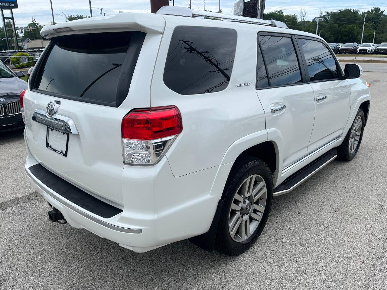 Toyota 4Runner 4WD 4dr V6 Limited (Natl) 2013