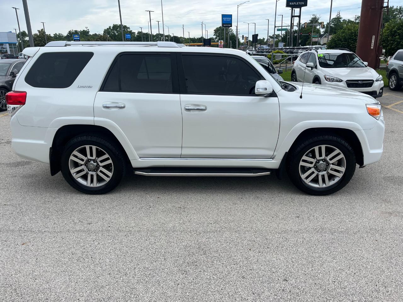 Toyota 4Runner 4WD 4dr V6 Limited (Natl) 2013