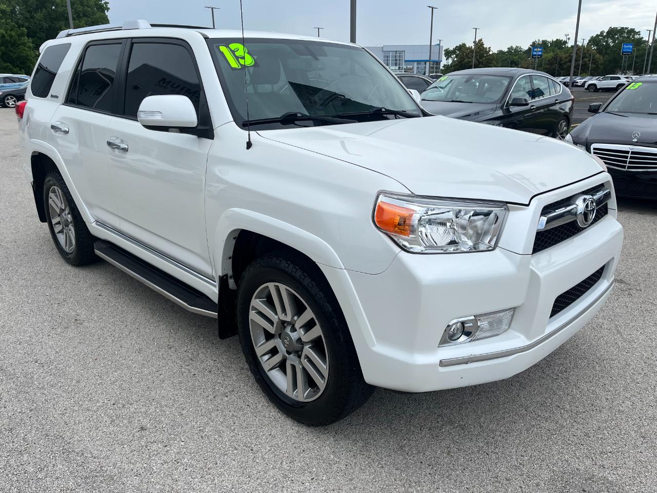 Toyota 4Runner 4WD 4dr V6 Limited (Natl) 2013